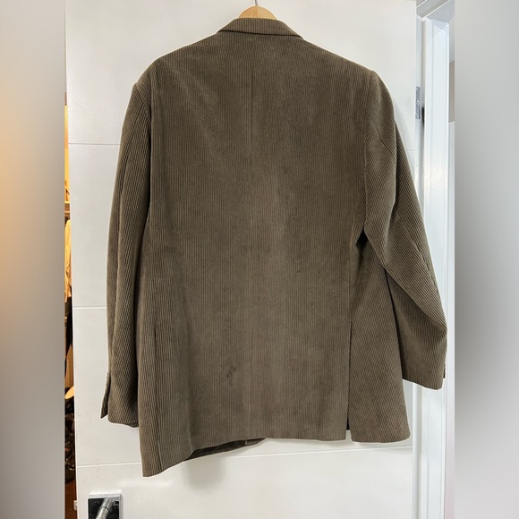 Men’s brown corduroy button down jacket - Picture 3 of 6